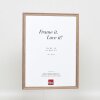 Efekt rama z litego drewna profil 25 orzech brąz 40x50 cm szkło muzealne
